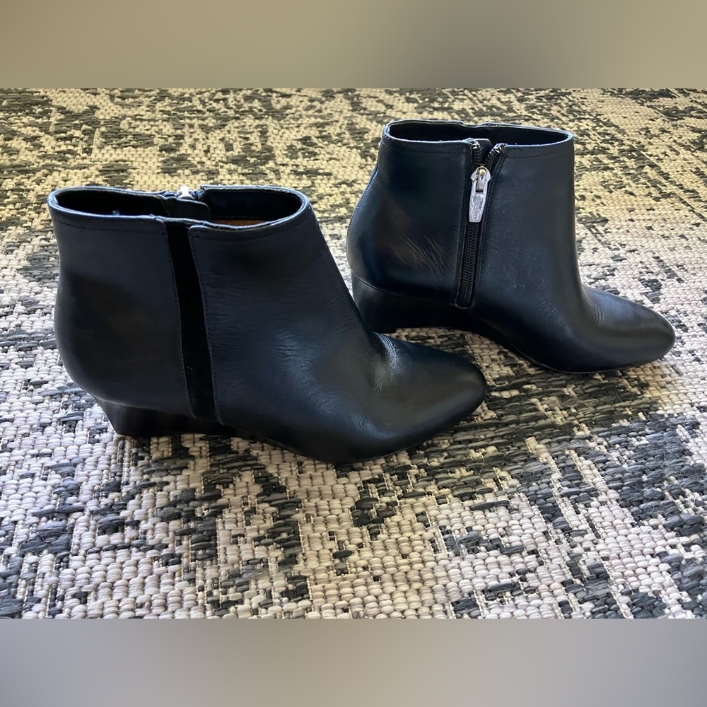 Coach Black leather Maya ankle boots Sz 6.5 Wedge heel- approx 2”, Zip